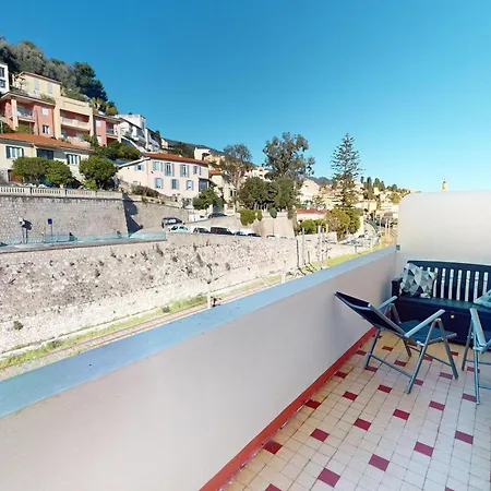 Spacieux 2p Climatisé Centre-ville Avec Grande Terrasse, Proche Plages Et Commerces - Fr-1-196-351 *