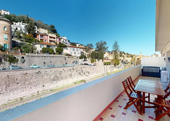 Spacieux 2p Climatise Centre-ville Avec Grande Terrasse, Proche Plages Et Commerces - Fr-1-196-351 Apartment *